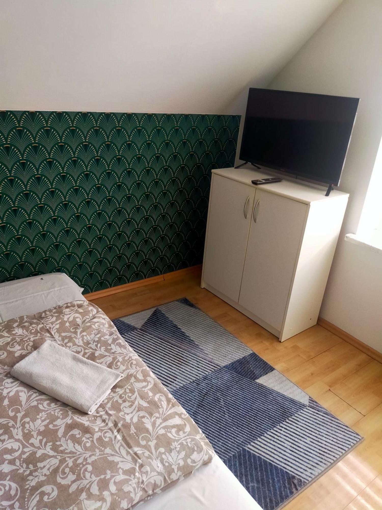 Madeira Hostal *